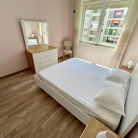 Modern & Cozy Apartment 地拉那 外观 照片