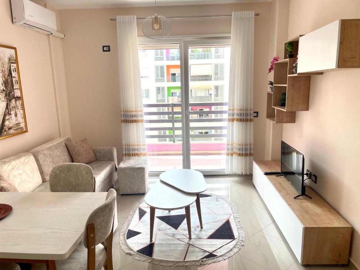Modern & Cozy Apartment 地拉那 外观 照片
