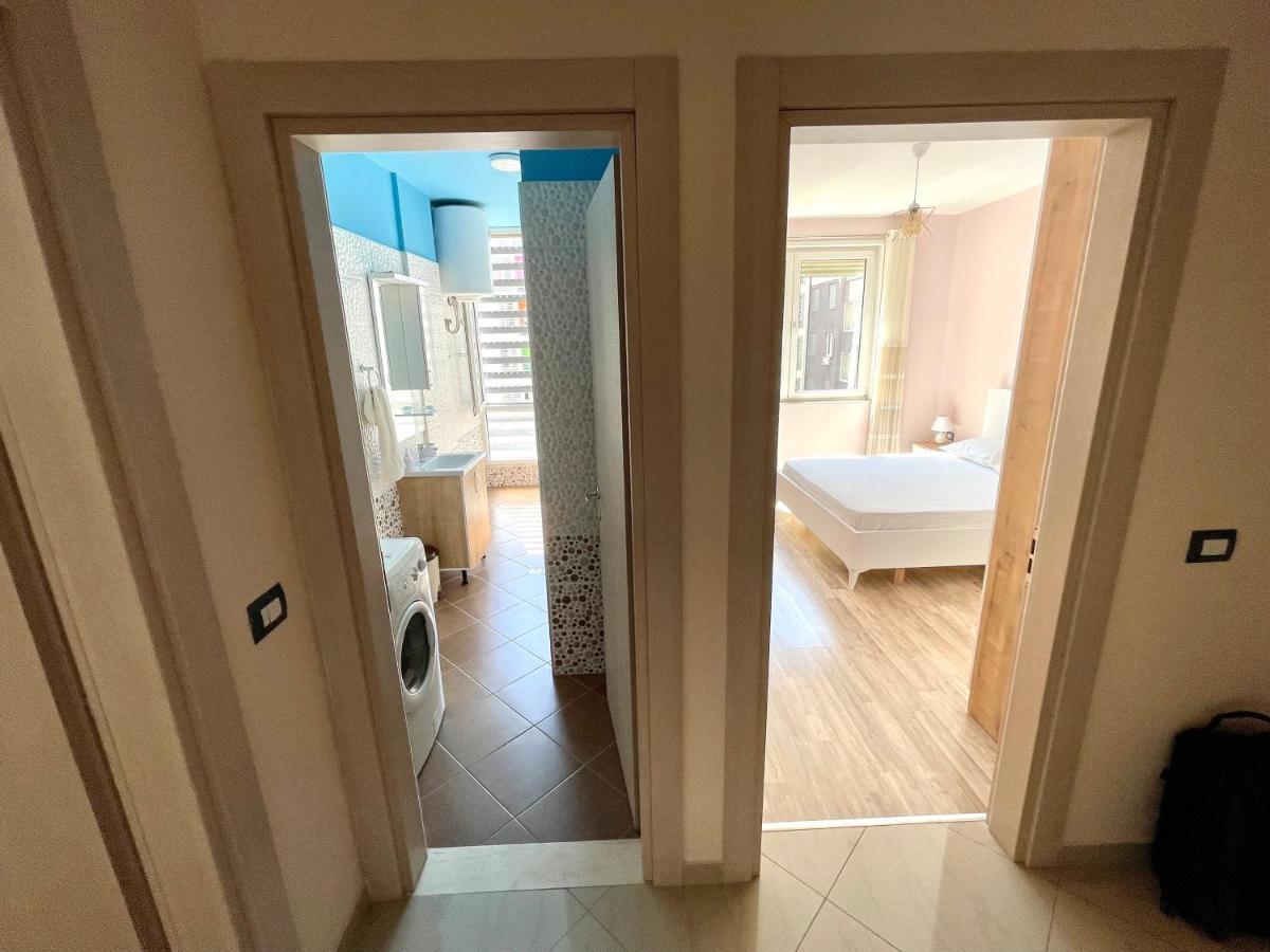 Modern & Cozy Apartment 地拉那 外观 照片