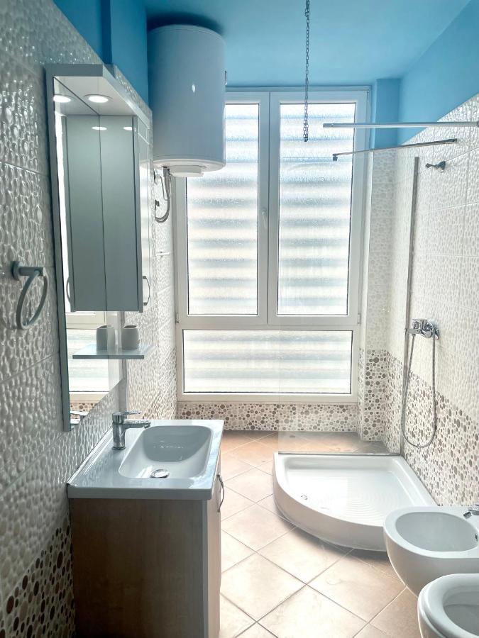 Modern & Cozy Apartment 地拉那 外观 照片
