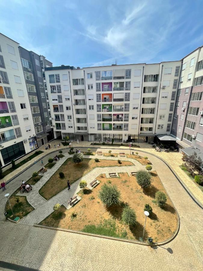 Modern & Cozy Apartment 地拉那 外观 照片
